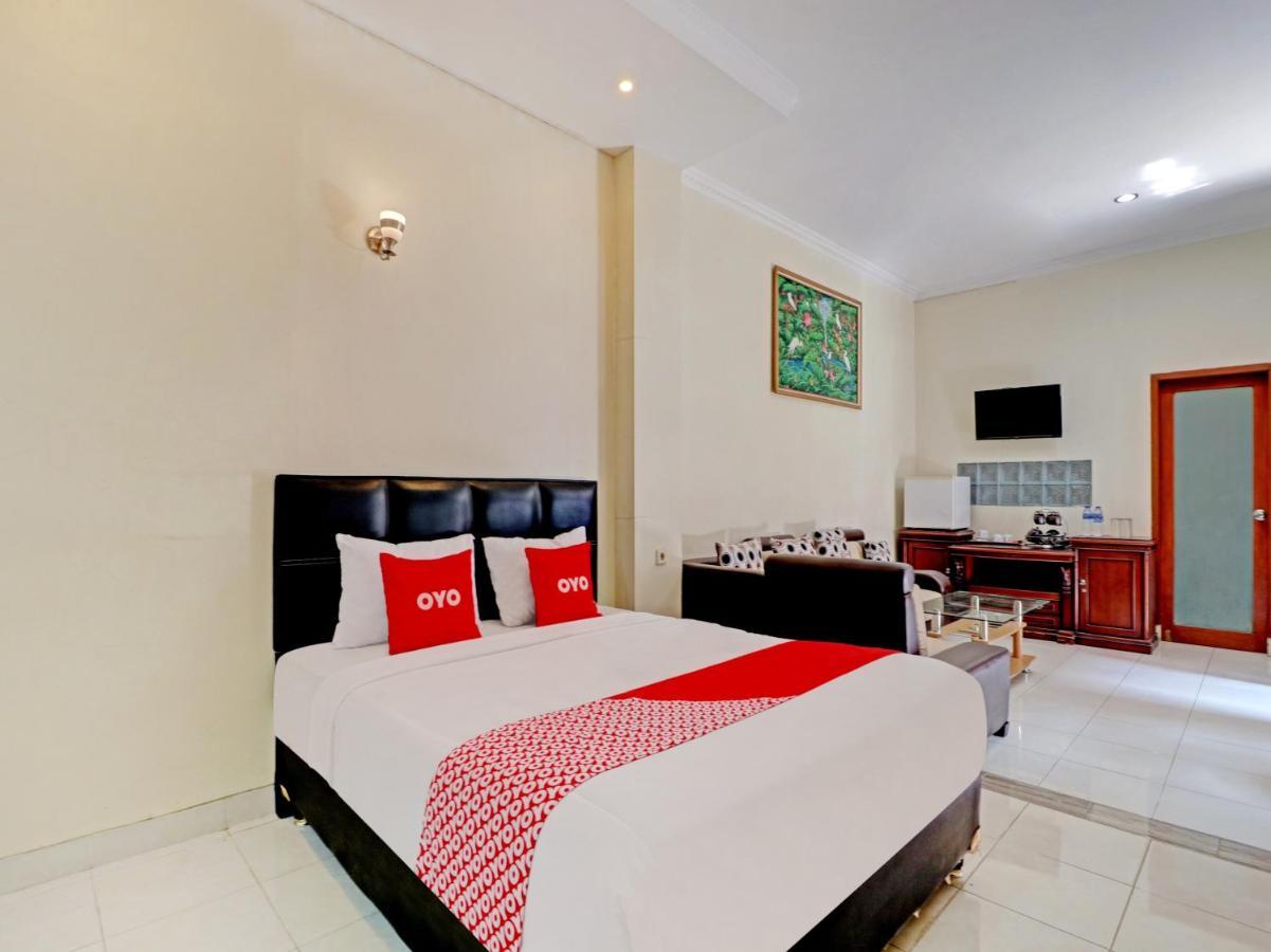 Capital O 90407 Wisma Bahtera Hotel Cirebon Exterior photo